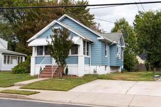 8 Poplar Ave in Wilmington, DE - Building Photo - Building Photo