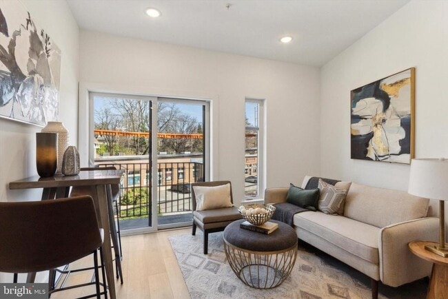 367 W Hortter St in Philadelphia, PA - Building Photo - Building Photo