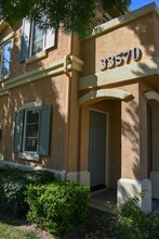 33570 Emerson Way in Temecula, CA - Building Photo - Building Photo