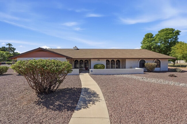 property at 1003 E Calle Monte Vista