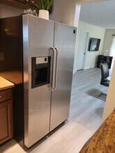 8305 NW 61st St in Tamarac, FL - Building Photo - Building Photo