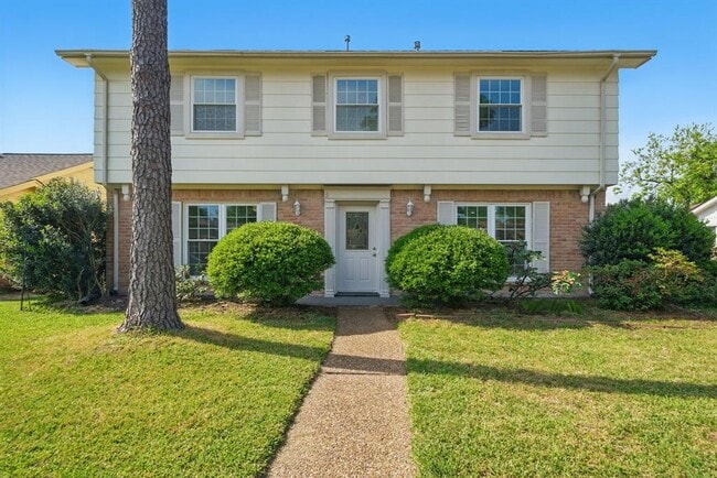 property at 9711 Derrik Dr