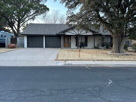 4607 Garden Ln in Odessa, TX - Building Photo