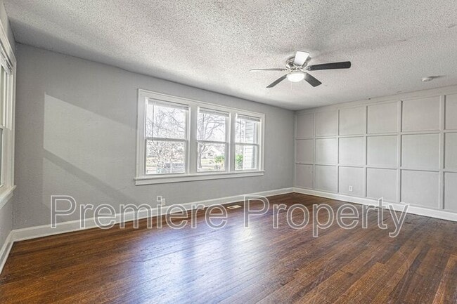 5421 The Paseo in Kansas City, MO - Building Photo - Building Photo