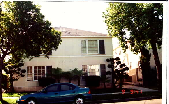 4450-4452 N Banner Dr in Long Beach, CA - Building Photo