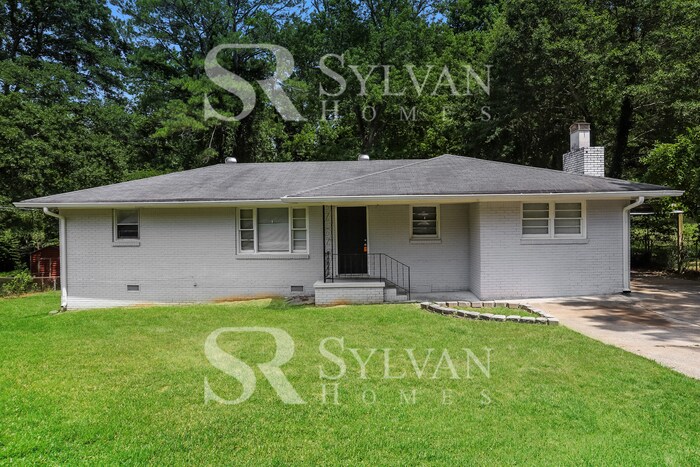 6111 Thunderwood Rd in Mableton, GA - Building Photo
