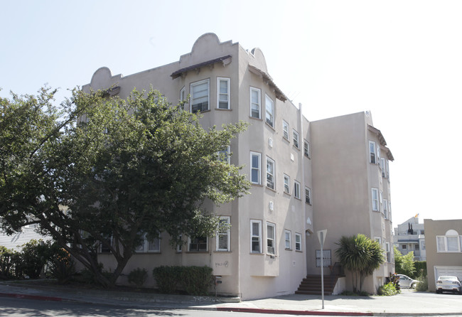 1444 1st Ave in Oakland, CA - Foto de edificio - Building Photo