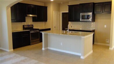 841 Kirby Dr in Argyle, TX - Building Photo - Building Photo