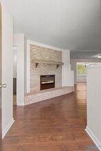 1011 Sandy Springs Rd NW in Huntsville, AL - Building Photo - Building Photo
