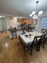 780 SW Sosa Pl in Beaverton, OR - Building Photo - Building Photo