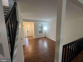 6247 Spring Knoll Dr in Harrisburg, PA - Building Photo - Building Photo