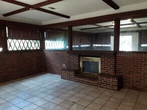8217 Orchard Dr in Little Rock, AR - Building Photo - Building Photo