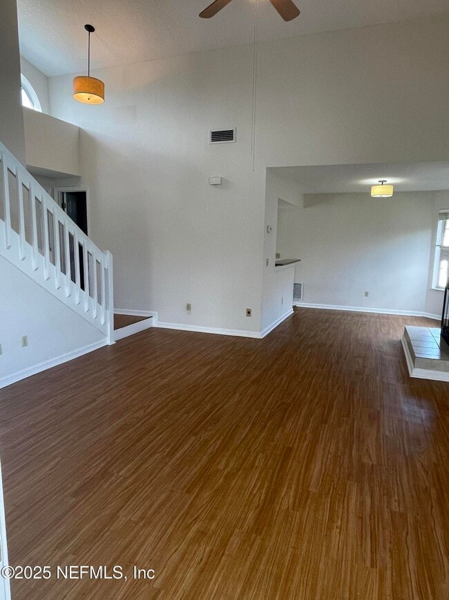 137 Burning Pine Ct in Palm Valley, FL - Building Photo - Building Photo