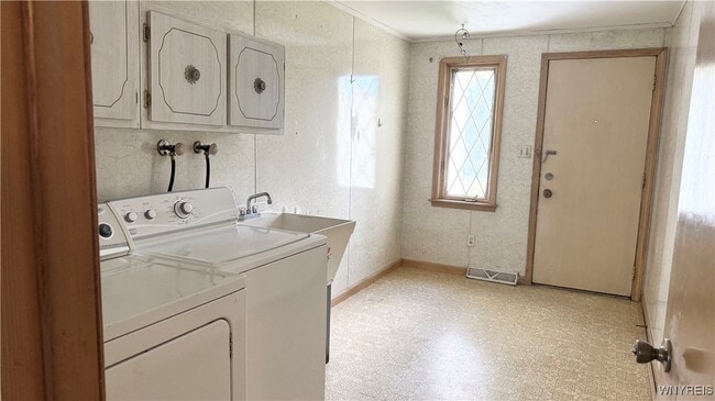 property at 2547 William St