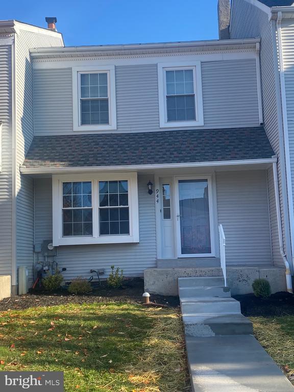 property at 944 Craftsman Rd