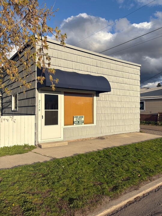 2116 S Higgins Ave in Missoula, MT - Building Photo