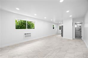 478 SE 3rd St in Hallandale Beach, FL - Building Photo - Building Photo