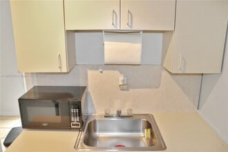 1000 SW 140th Ave in Miami, FL - Building Photo - Building Photo