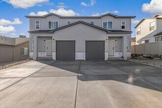 2861 Naples Dr-Unit -2863 Naples Drive in Grand Junction, CO - Building Photo - Building Photo
