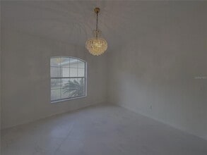 11435 SW 140th Ave in Dunnellon, FL - Foto de edificio - Building Photo