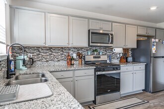 3024 Paradise Way in Sanford, NC - Building Photo - Building Photo