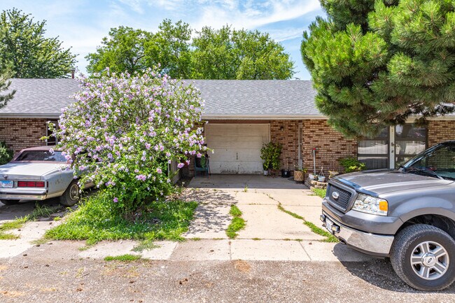 415 W Jefferson St in Gardner, IL - Foto de edificio - Building Photo