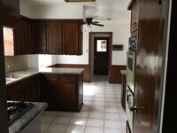 9306 Longstaff Dr photo'