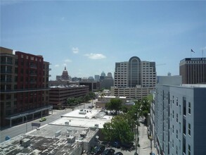 1800 Lavaca St, Unit A-806 in Austin, TX - Building Photo - Building Photo