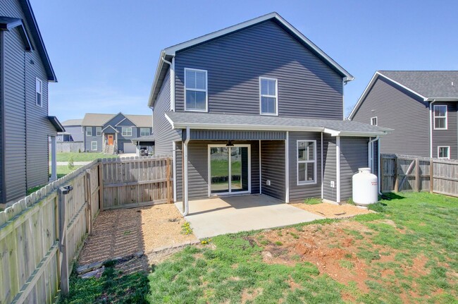 246 Stone Bluff Way in Clarksville, TN - Building Photo - Building Photo