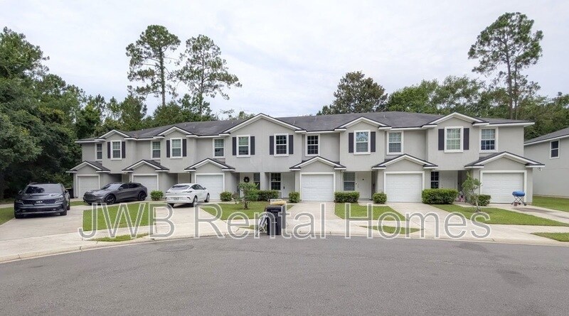 7156 Timmerman Ln in Jacksonville, FL - Building Photo