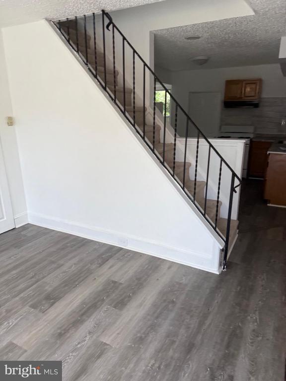 property at 485 Potterton Heights