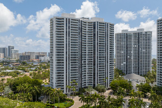 North Tower at the Point in Aventura, FL - Building Photo - Building Photo