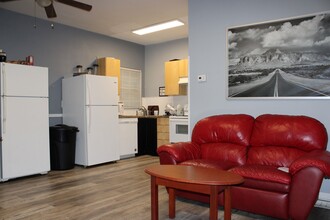 879 Parsons St SW-Unit -A in Atlanta, GA - Building Photo - Building Photo
