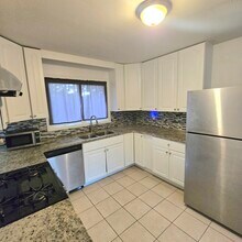 1831 Shepherd Cir SW in Atlanta, GA - Building Photo - Building Photo