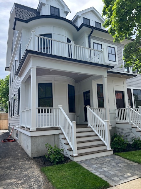 77 Thorndike St, Unit 1 in Brookline, MA - Building Photo - Building Photo