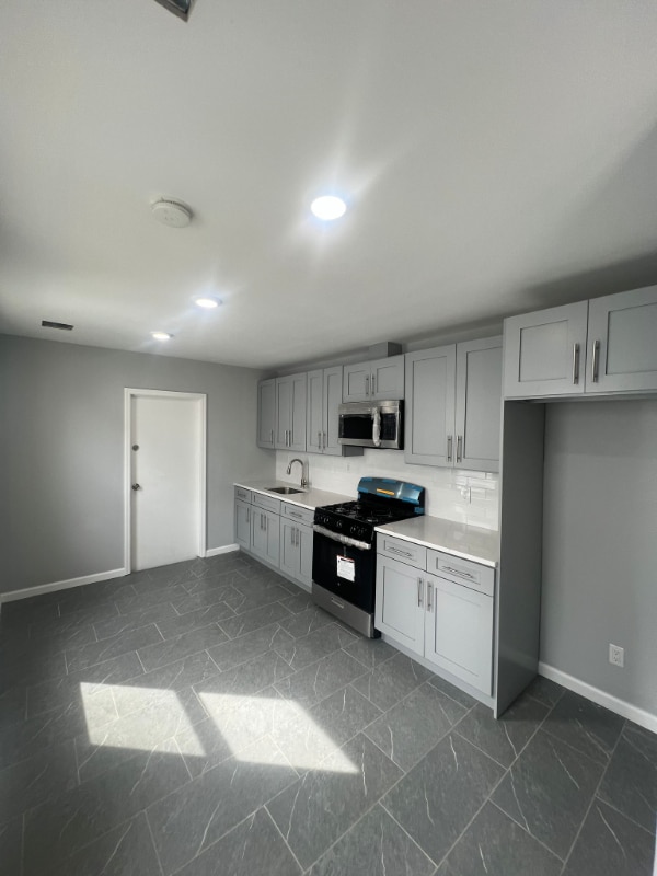 54 N 9th St in Newark, NJ - Building Photo - Building Photo