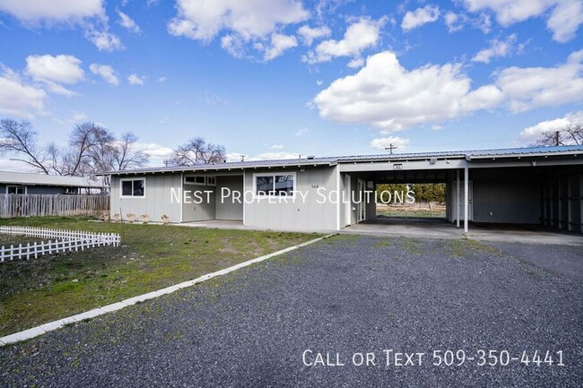 160 Carswell Dr in Moses Lake, WA - Building Photo - Building Photo