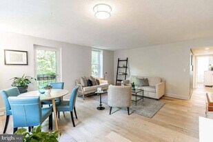 2630 Adams Mill Rd NW, Unit 101 in Washington, DC - Building Photo