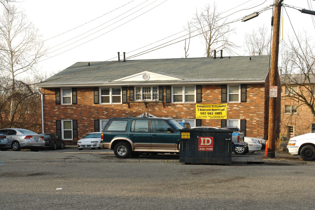 2600 Le Blanc Ct in Louisville, KY - Building Photo