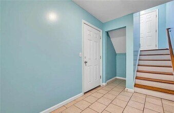 800 Seaview Ave in Bridgeport, CT - Building Photo - Building Photo