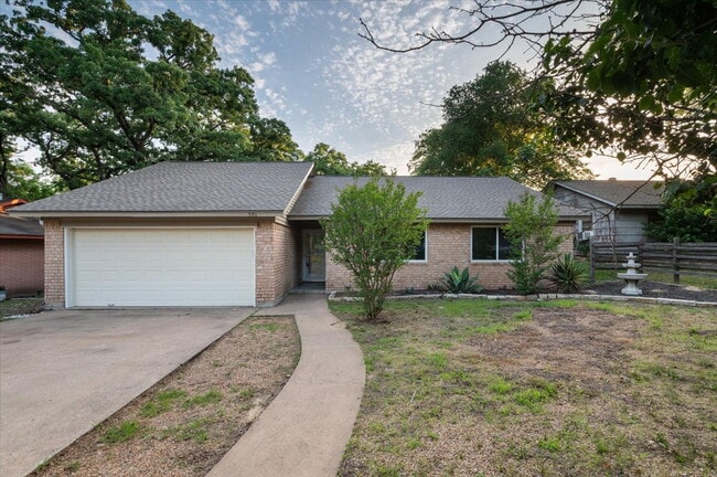 property at 501 Calhoun Dr