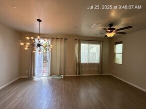 2479 Erickson St in Sacramento, CA - Building Photo - Building Photo