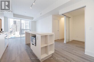 89 Church St in Toronto, ON - Building Photo - Building Photo