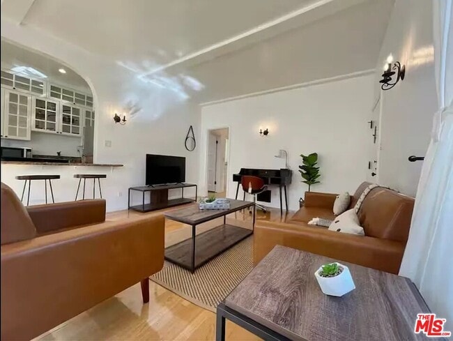 854 4th St in Santa Monica, CA - Foto de edificio - Building Photo