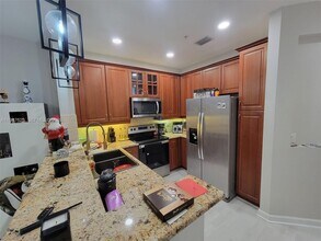 2636 SW 81st Terrace in Miramar, FL - Building Photo - Building Photo