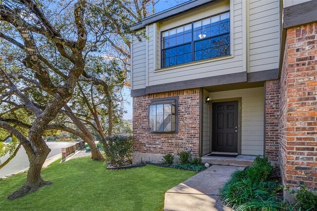 property at 1804 Capital Pkwy