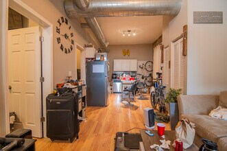 1479 W Huron St in Chicago, IL - Building Photo - Building Photo