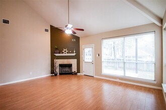 3318 Shadow Crest Ct in Montgomery, TX - Building Photo - Building Photo