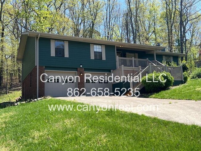 property at 2494 Shenandoah Dr