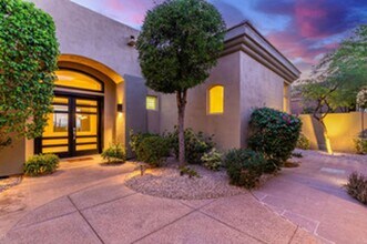 11047 E Mirasol Cir in Scottsdale, AZ - Building Photo - Building Photo
